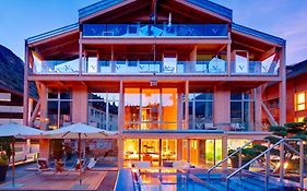 Backstage Hotel Serviced Apartments